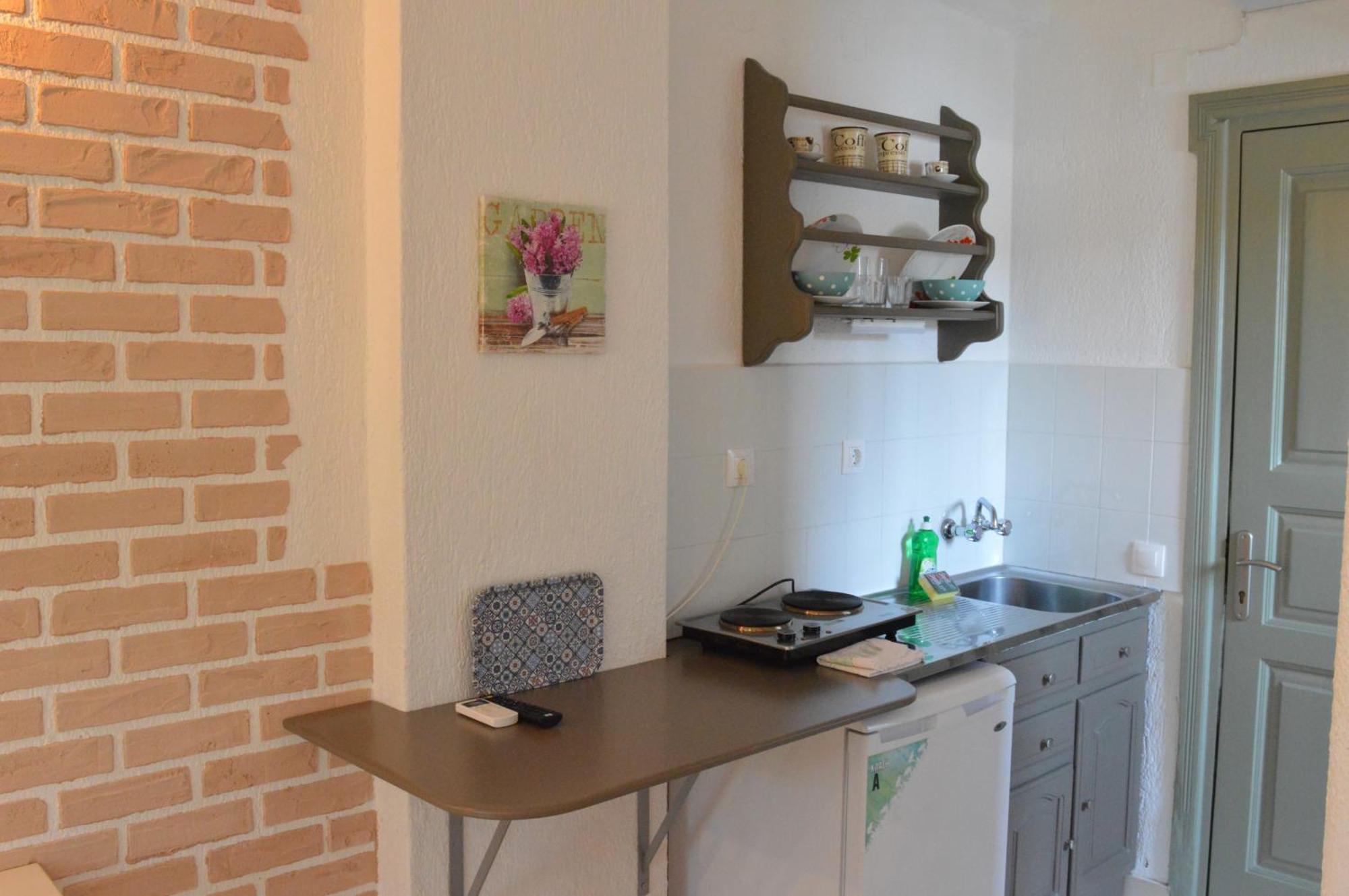 Anna George Studios Stafylos Room photo